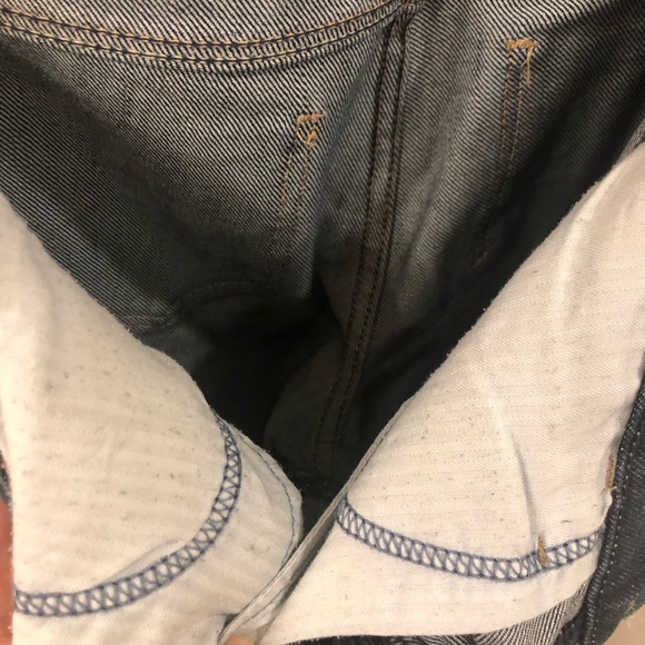 Abercrombie and Fitch stretch jeans size 0. - Picture 7 of 7